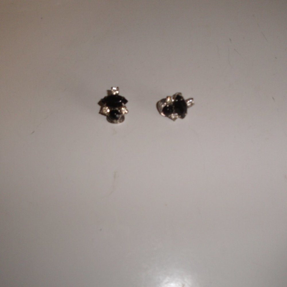 Vintage La Rel screw clip earrings rhinestones